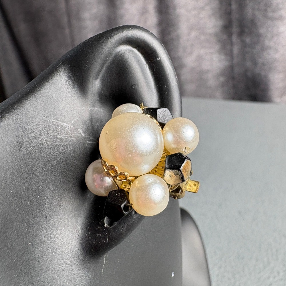 Vintage Japan Faux Pearl and Black Bead Cluster Clip On Earrings Gold Tone